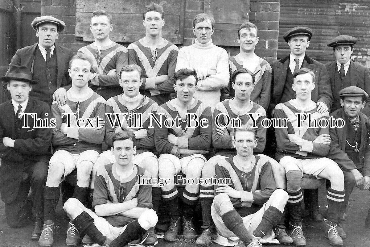 YO 12407 - Pudsey Football Club Team, Yorkshire