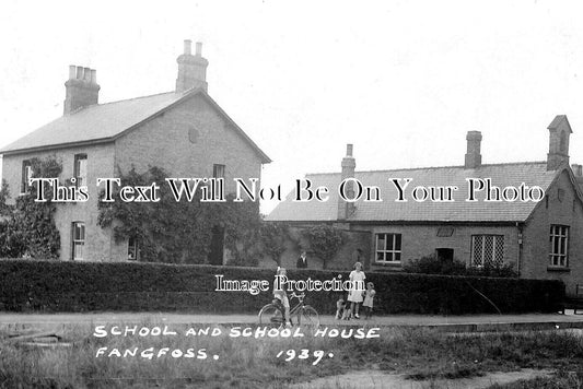 YO 12440 - Fangfoss School & School House, Yorkshire 1939