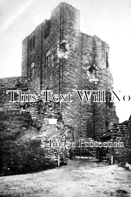 YO 12531 - Scarborough Castle After German Bombardment, Yorkshire 1916 WW1