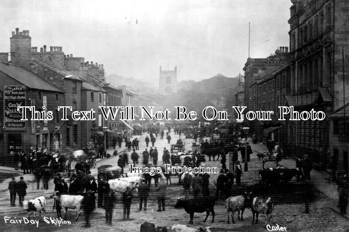 YO 1257 - Fair Day, Skipton, Yorkshire