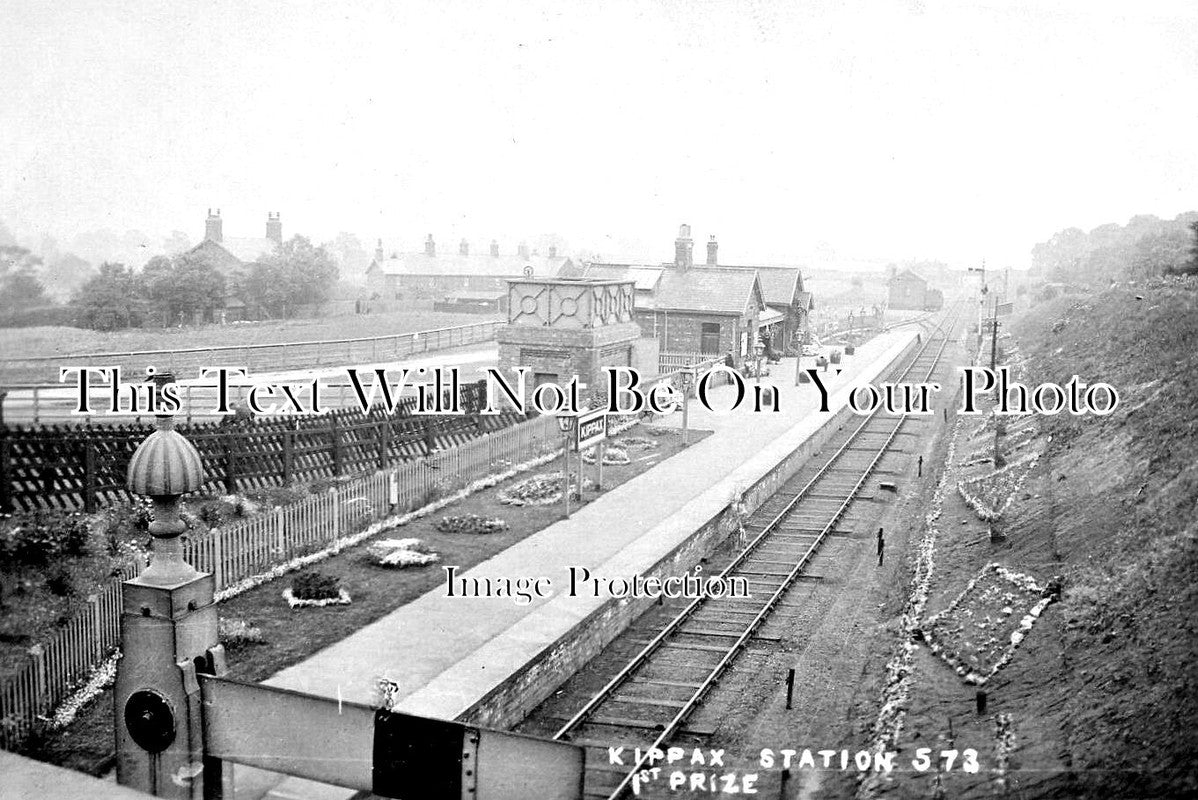 YO 12612 - Kippax Railway Station, Leeds, Yorkshire