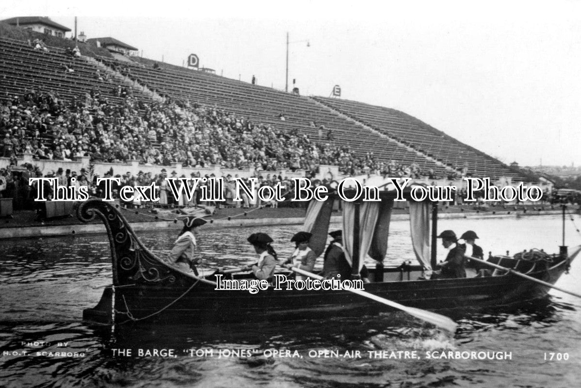 YO 1268 - Open Air Theatre, Scarborough, Yorkshire c1937