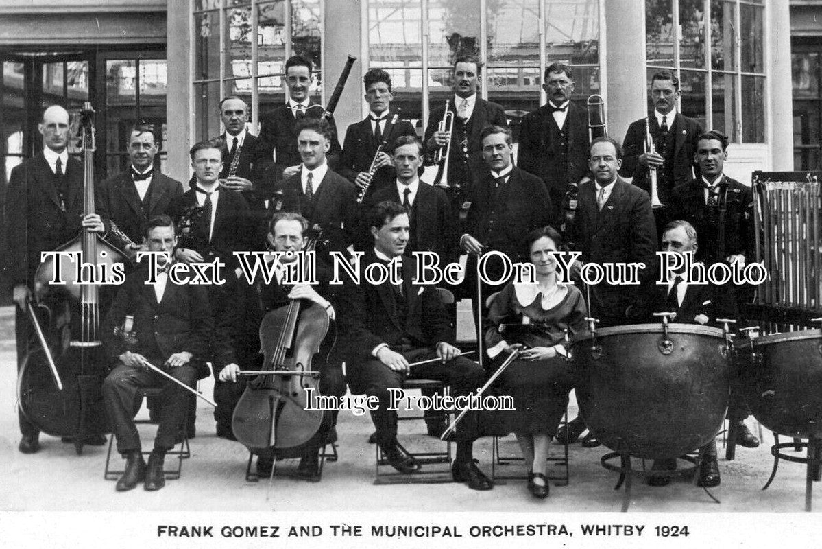 YO 12722 - Frank Gomez & The Municipal Orchestra, Whitby, Yorkshire