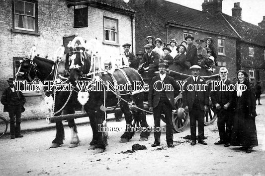 YO 1278 - Decorated Horse, Kilham, East Yorkshire