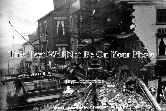 YO 12882 - Great Tram Car Smash, Dewsbury, Yorkshire 1915