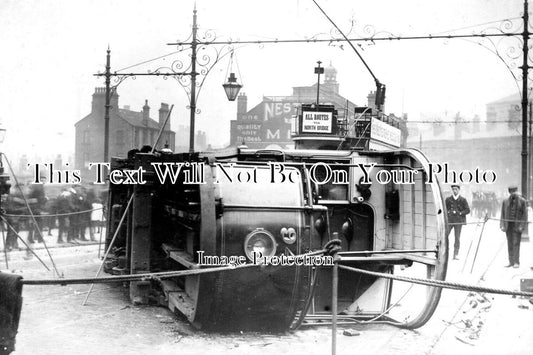 YO 12883 - North Bridge Tram Car Accident, Halifax, Yorkshire 1906