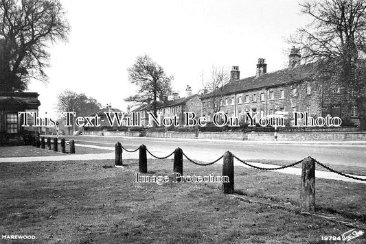 YO 12944 - Harewood, Yorkshire