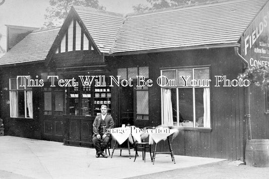 YO 13027 - Lawnswood Cafe, Leeds, Yorkshire
