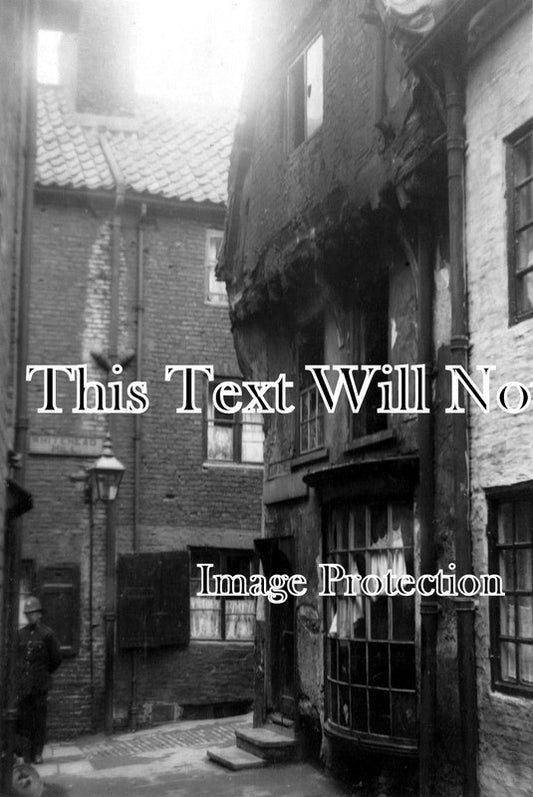 YO 1306 - Quay St. Ayer Fatal Fire, Scarborough, Yorkshire August 1921