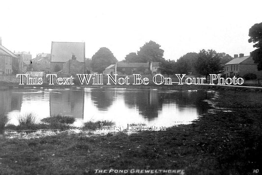 YO 13201 - The Pond, Grewelthorpe, Yorkshire