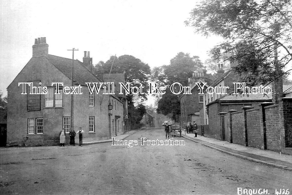 YO 13233 - Brough, Yorkshire c1910