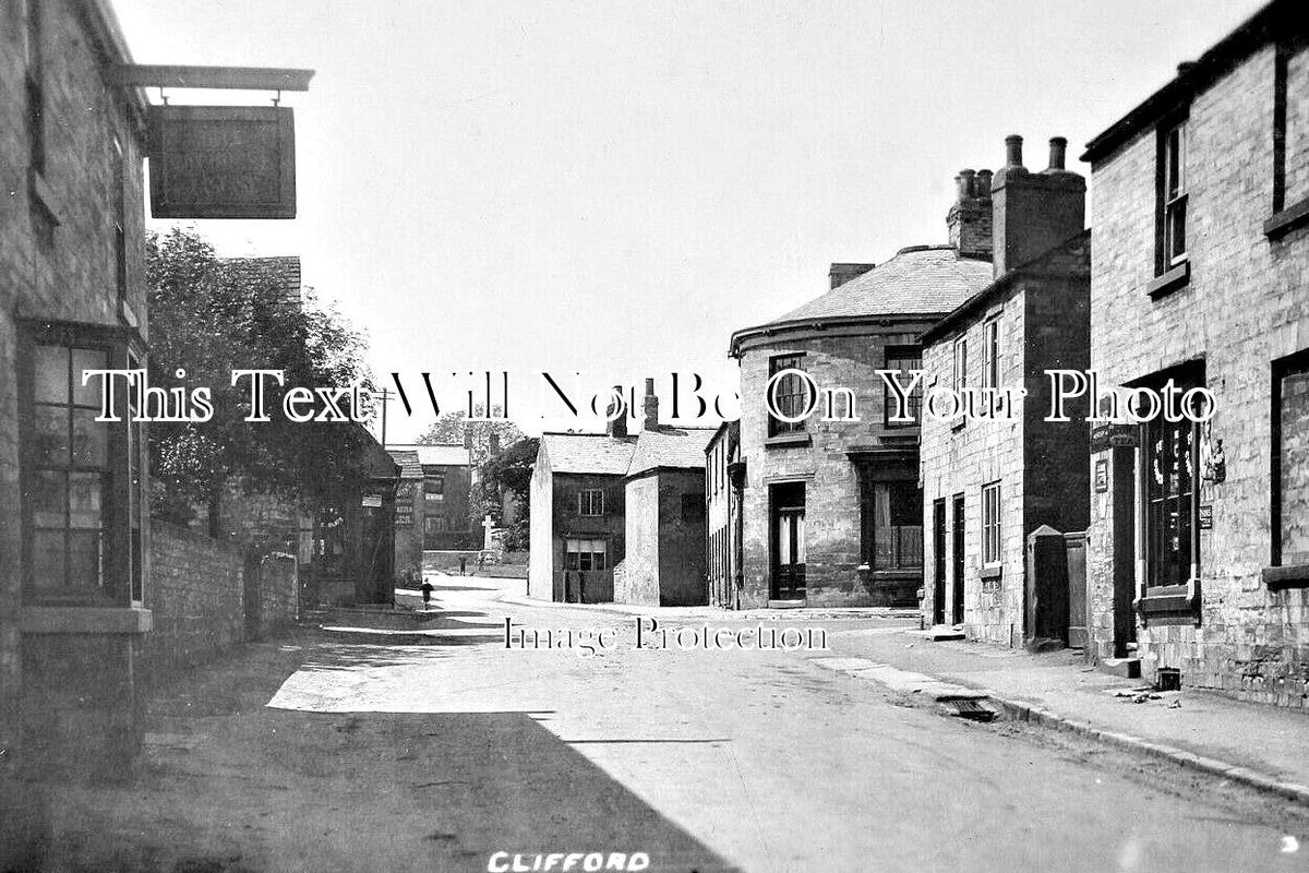 YO 13247 - Clifford, Leeds, Yorkshire