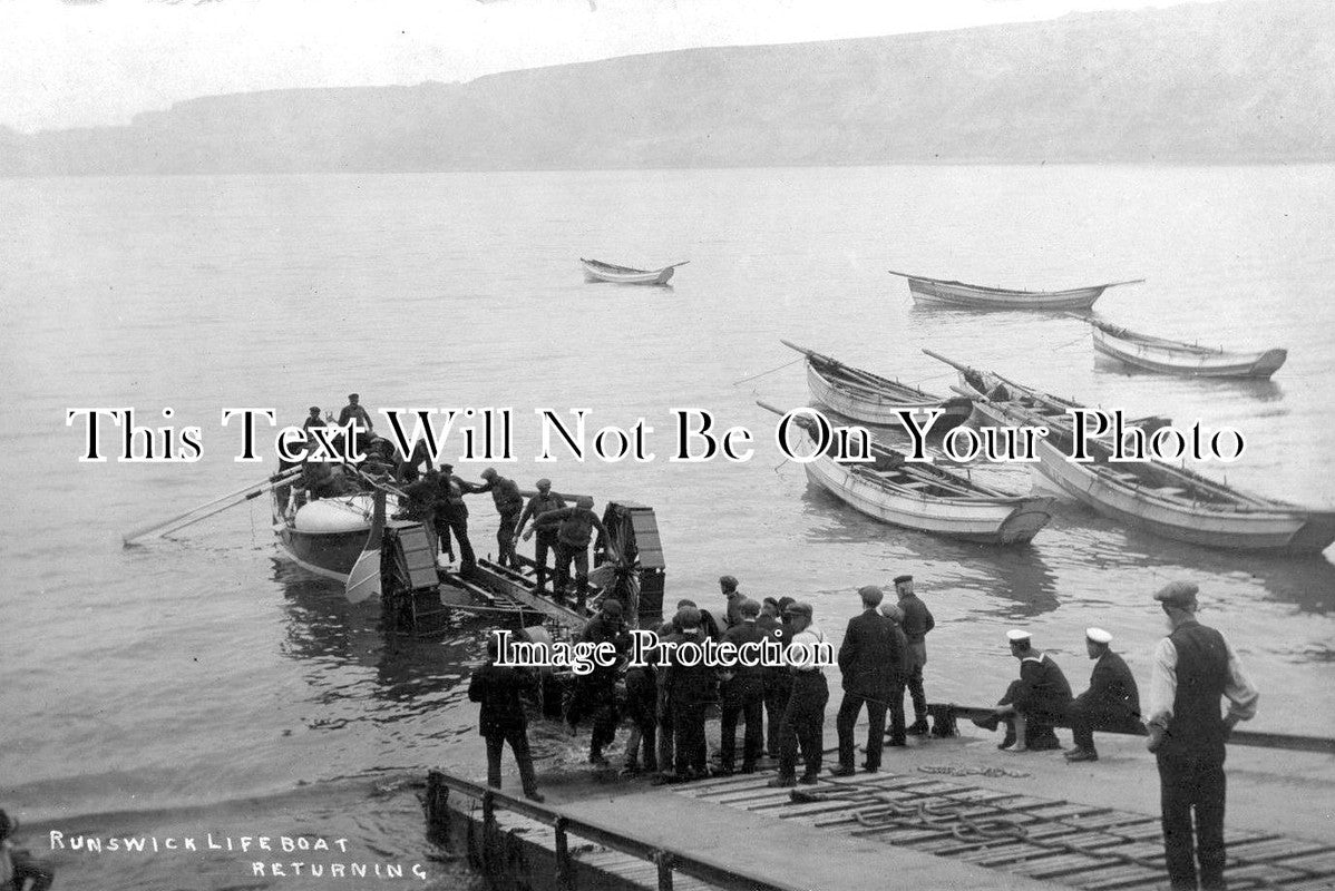 YO 1355 - Runswick Lifeboat Returning, Yorkshire