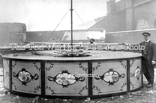 YO 13551 - Fun Fair Fairground Ride Construction, Halifax, Yorkshire