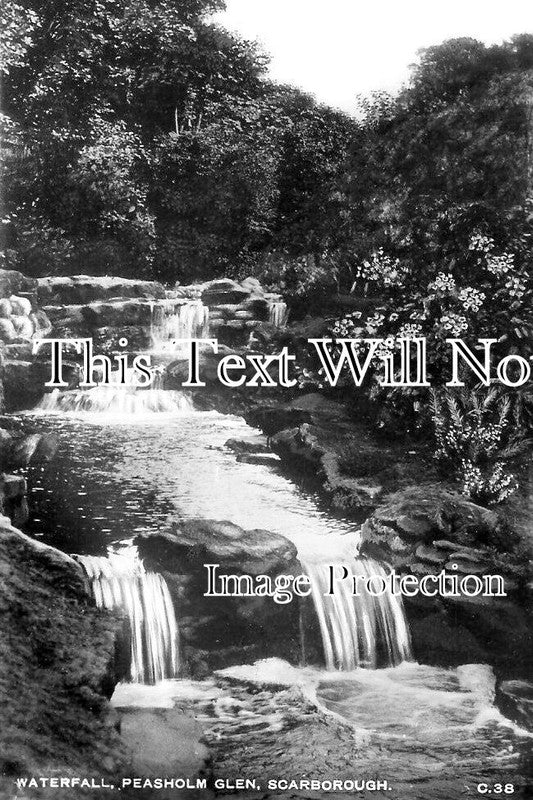 YO 13582 - Waterfall, Peasholm Glen, Scarborough, Yorkshire