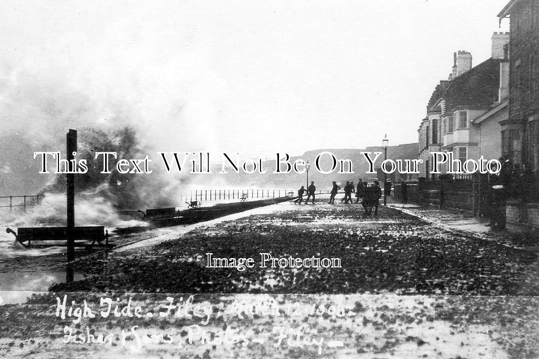 YO 13646 - High Tide At Filey, Yorkshire 1906