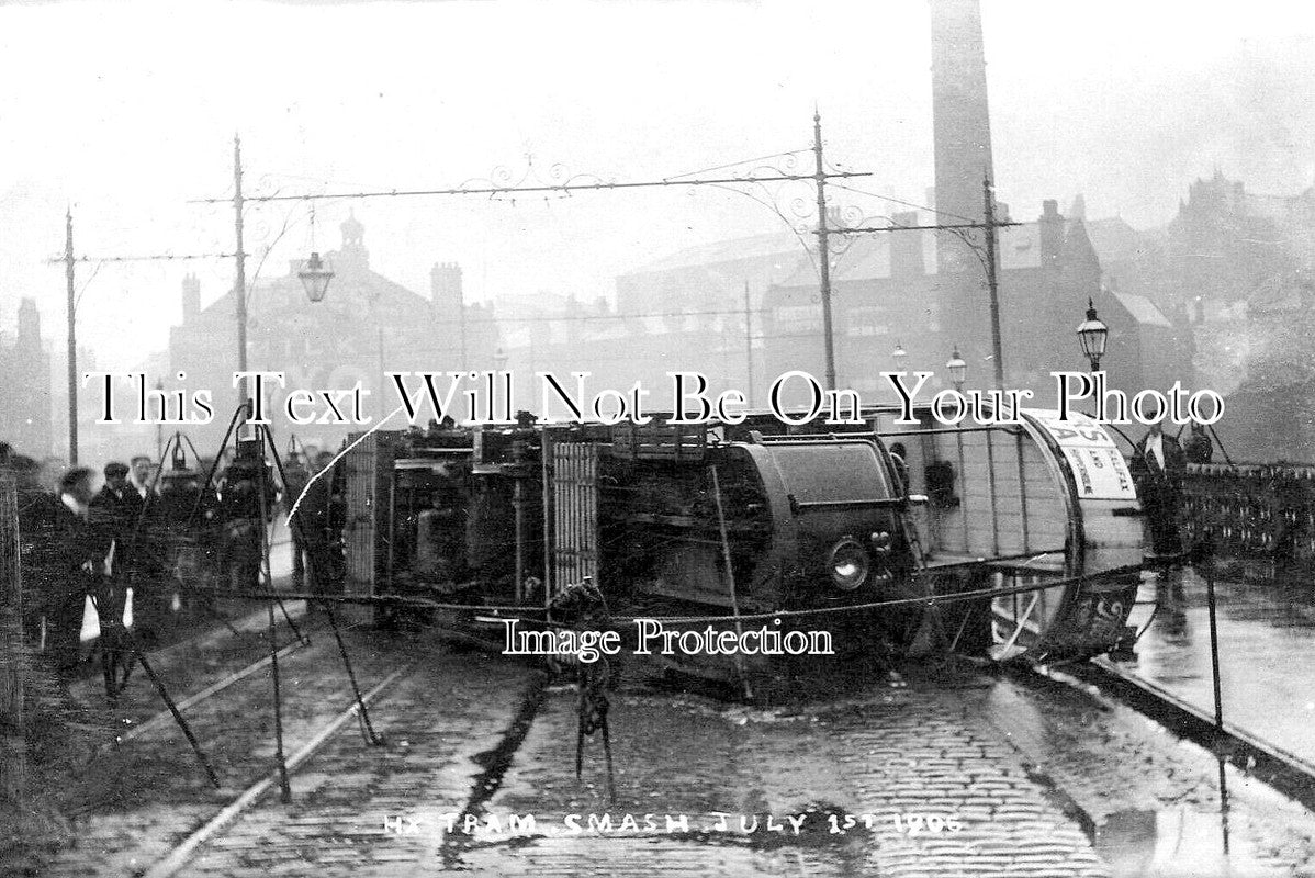 YO 13663 - Halifax Tram Smash Accident, Yorkshire