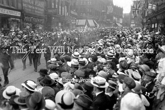 YO 13688 - Military Parade, Leeds, Yorkshire