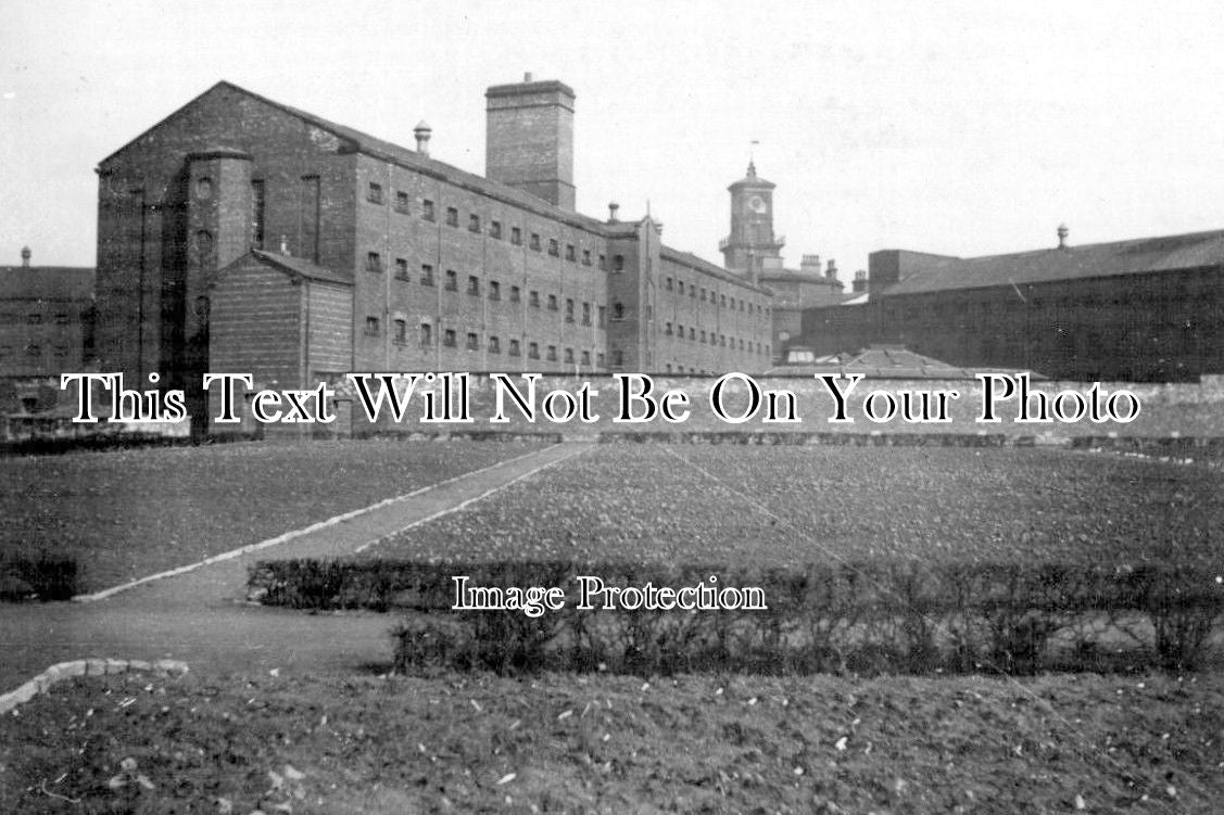 YO 1410 - Wakefield Prison, Yorkshire