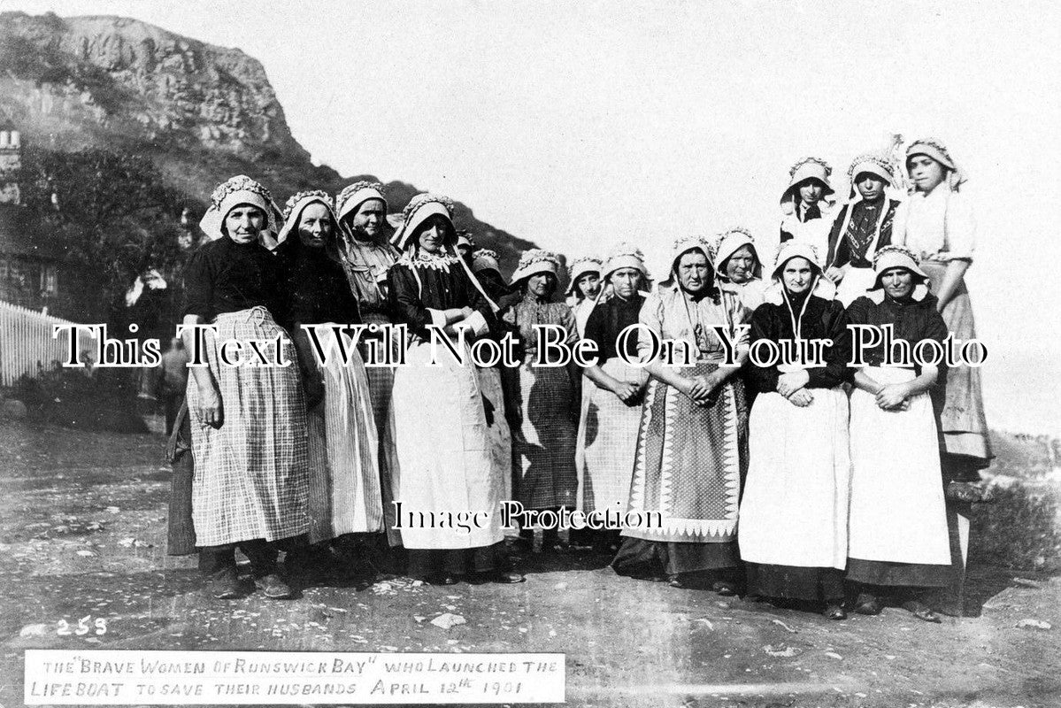 YO 1701 - Ladies Who Launched The Lifeboat, Runswick Bay, Yorkshire c1901