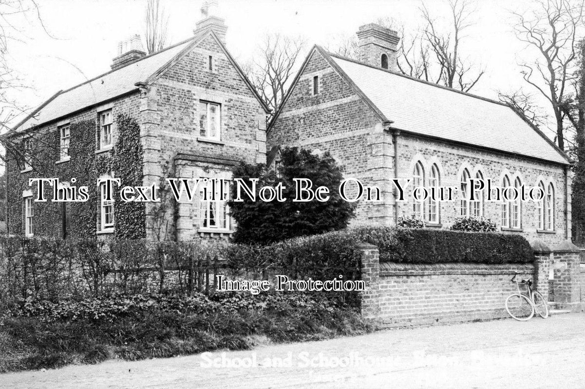 YO 1725 - The School, Etton Beverley, Yorkshire c1910