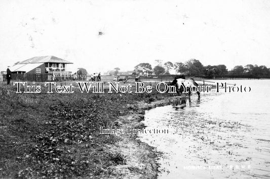 YO 1740 - Hornsea Mere, Yorkshire c1905