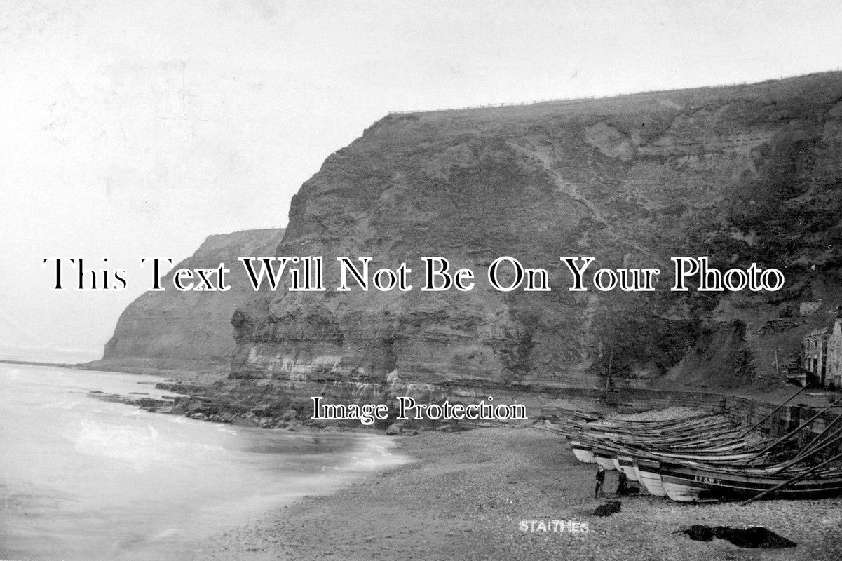 YO 1865 - Staithes, Yorkshire