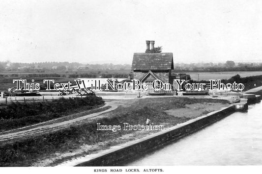 YO 1925 - Kings Road Locks, Altofts, Yorkshire