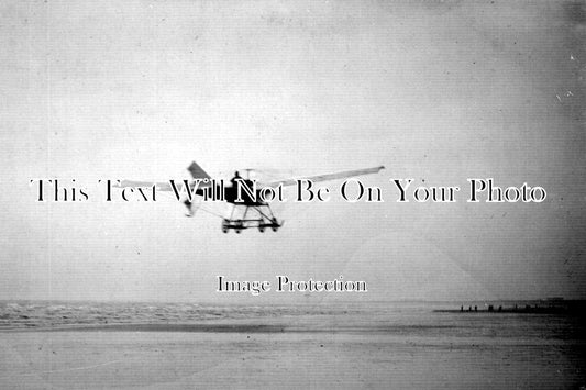 YO 1972 - Aeroplane in Flight, Bridlington, Yorkshire c1912