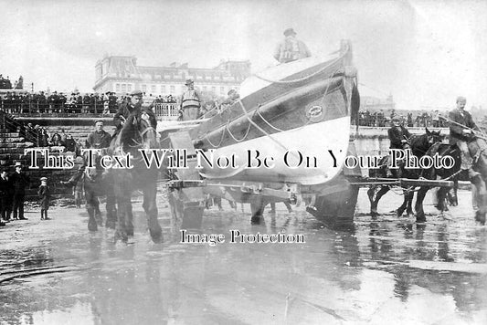 YO 2013 - Lifeboat Launch, Bridlington, Yorkshire