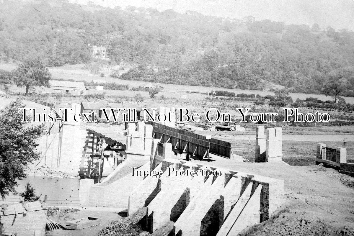 YO 2039 - Construction Roads Bridge, Ilkley, Yorkshire