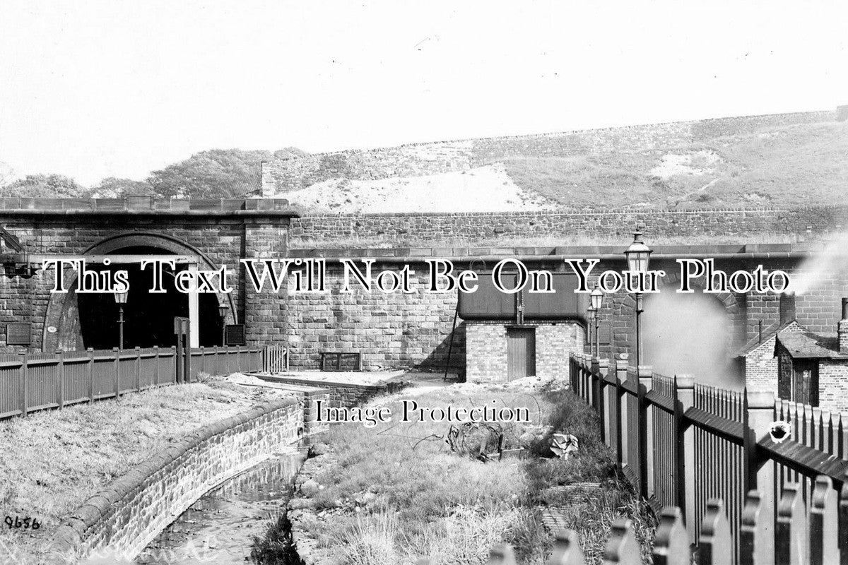 YO 204 - Standedge Tunnel, Yorkshire