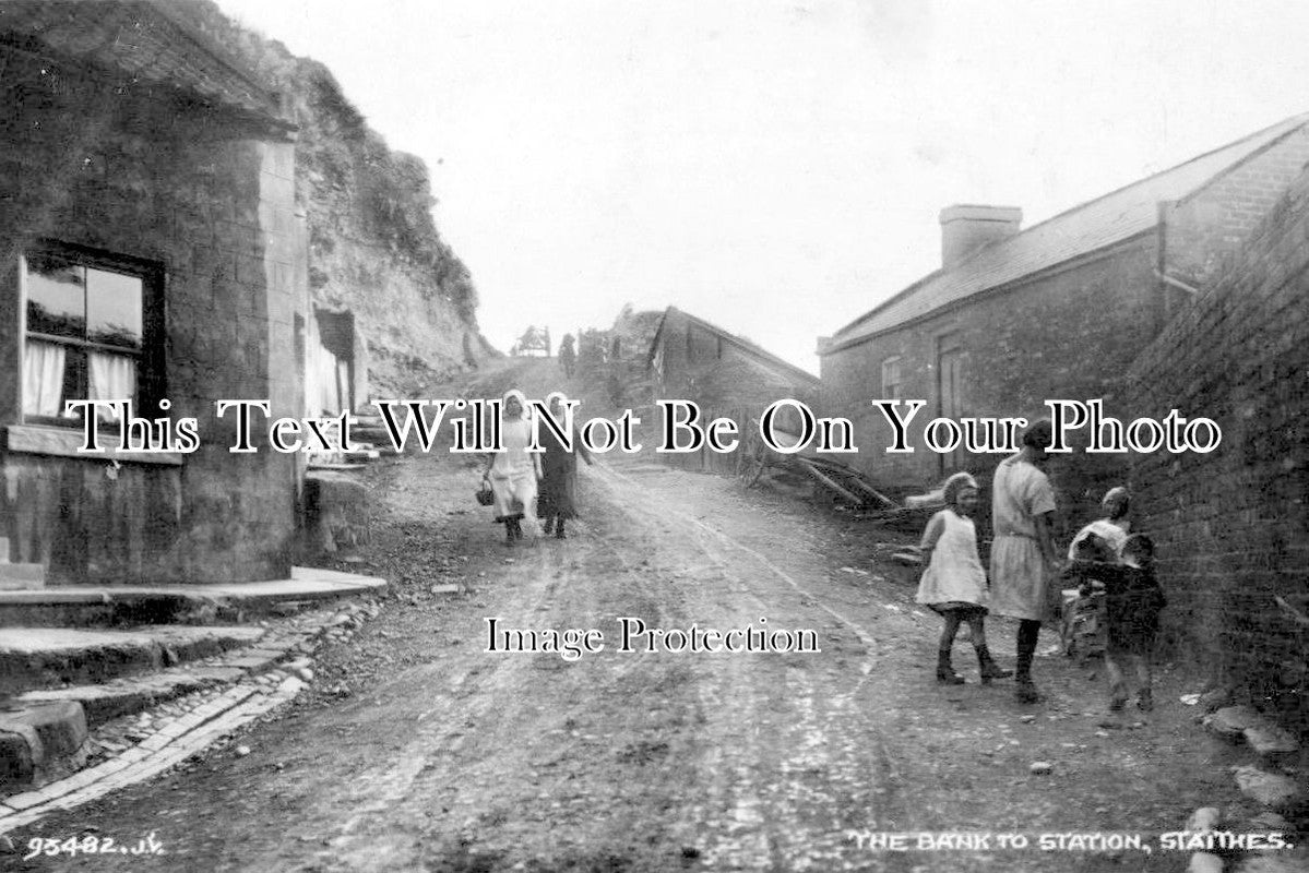 YO 2084 - The Bank To Station, Staithes, Yorkshire