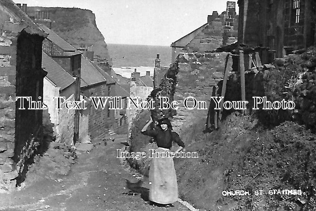 YO 2153 - Church Street, Staithes, Yorkshire