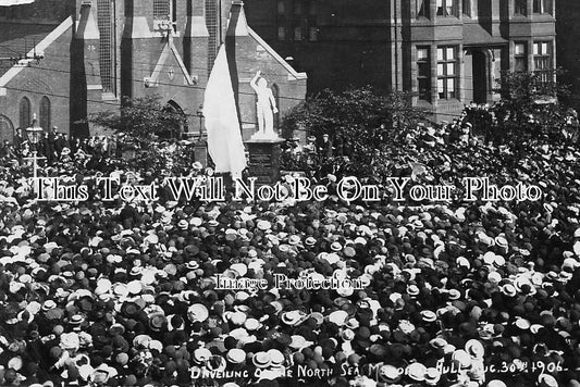 YO 2164 - Unveiling Of The Russian Outrage Statue, Hull Trawlers, Yorkshire 1906