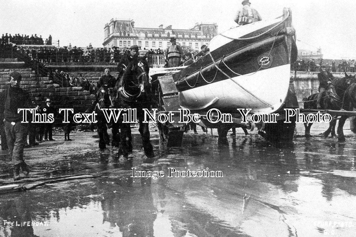 YO 2203 - The Lifeboat, Bridlington, Yorkshire