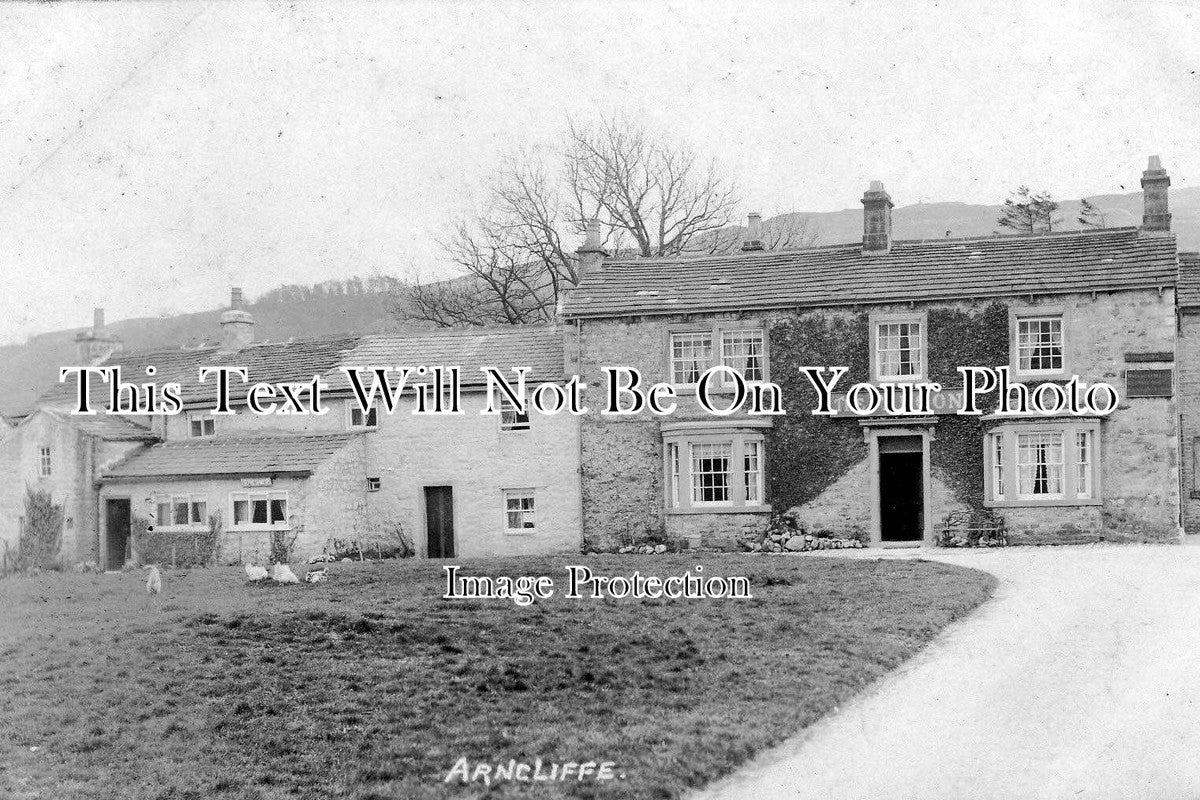 YO 2285 - The Falcon, Arncliffe, Yorkshire