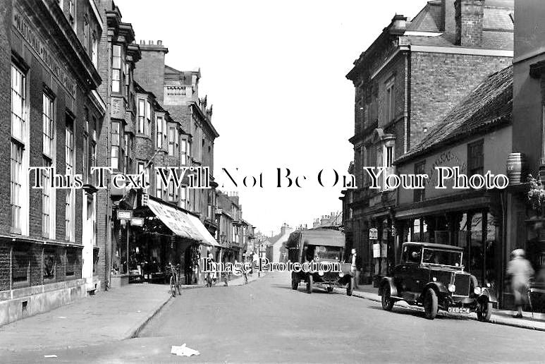 YO 2542 - Middle Street North, Driffield, Yorkshire