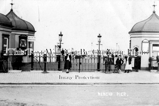 YO 260 - Redcar Pier, Yorkshire c1906