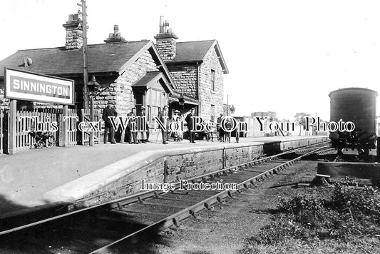 YO 2625 - Sinnington Railway Station, Yorkshire