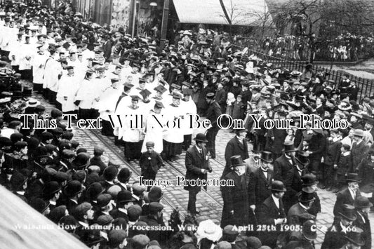 YO 2692 - Bishop Walsham How Memorial Procession, Wakefield, Yorkshire 1905