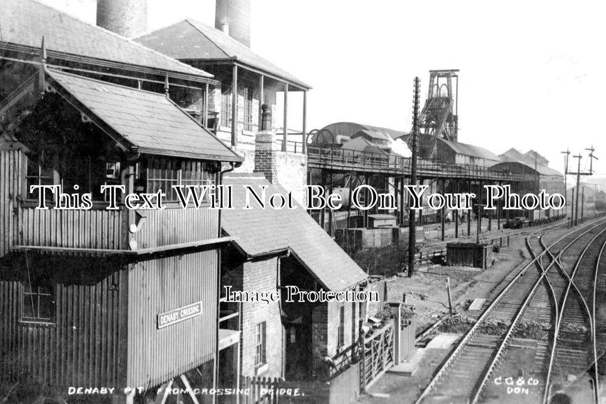 YO 2893 - Denaby Pit Coal Mine, Denaby Crossing Signal Box, Yorkshire c1915