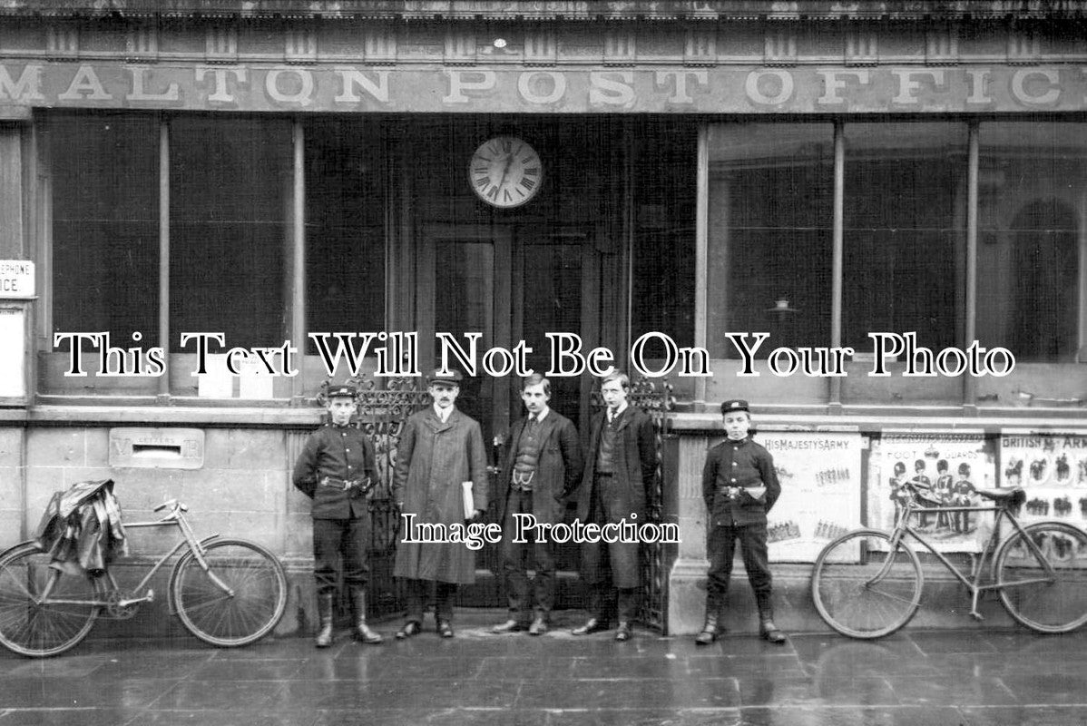 YO 3105 - Malton Post Office & Staff, Yorkshire