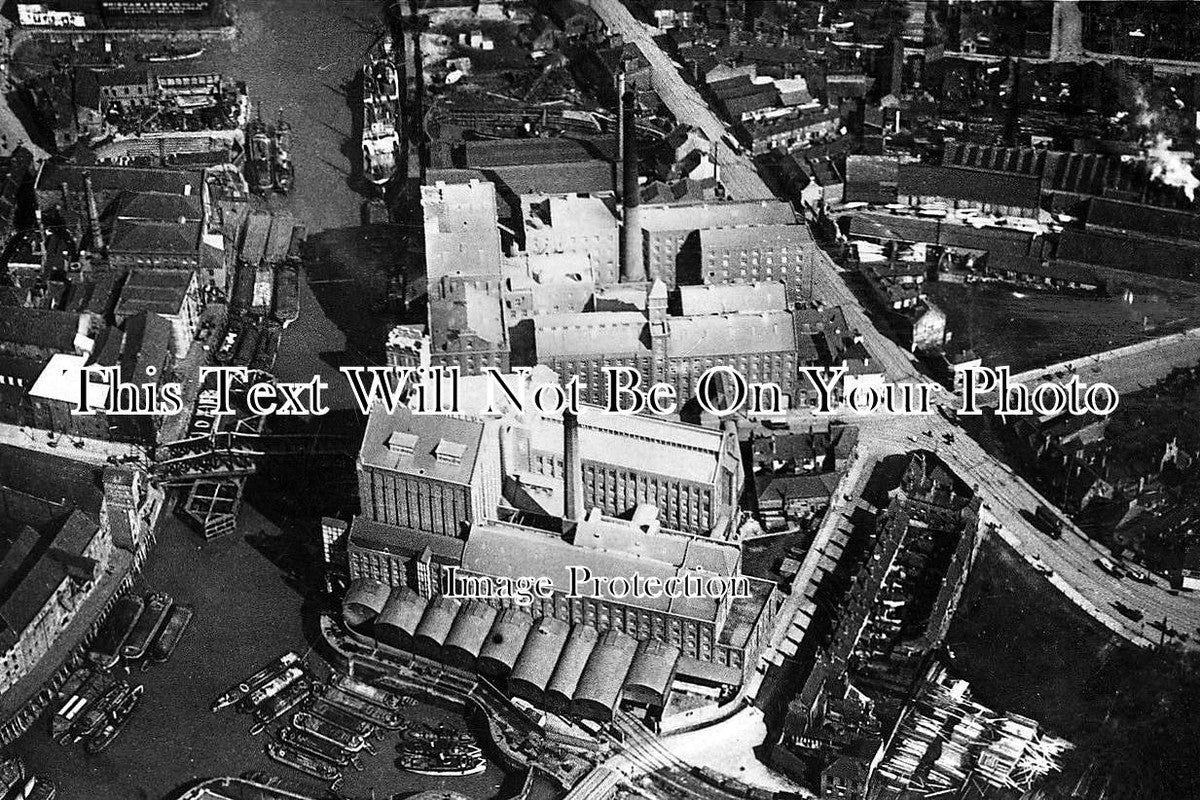 YO 315 - Aerial View Of Ranks Flour Mills, Hull, Yorkshire c1925