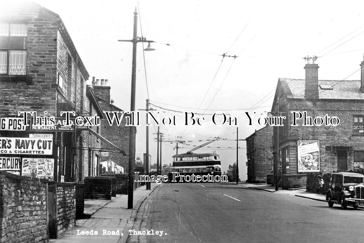 YO 3217 - Leeds Road, Thackley, Yorkshire c1941