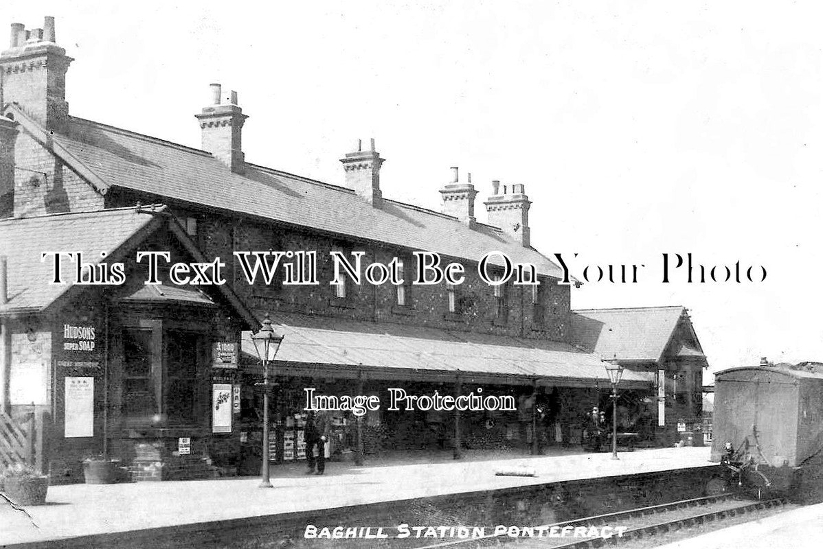 YO 3237 - Baghiil Railway Station, Pontefract, Yorkshire