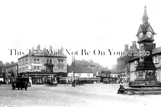 YO 3251 - The Market Place, Thirsk, Yorkshire