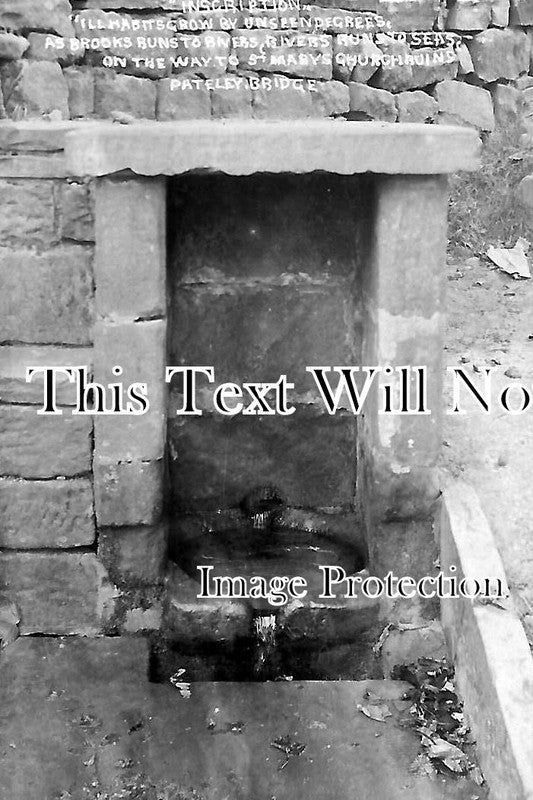 YO 3385 - Old Well, Pateley Bridge, Yorkshire