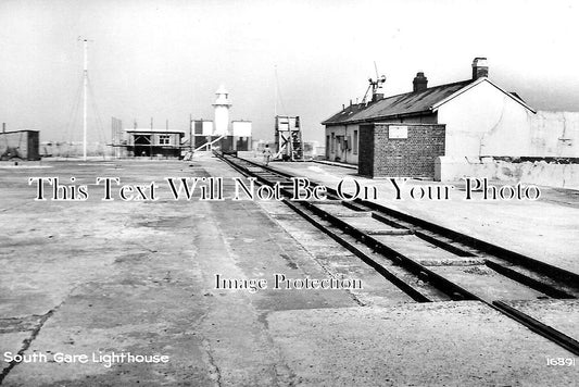 YO 3435 - South Gare Lighthouse, Yorkshire