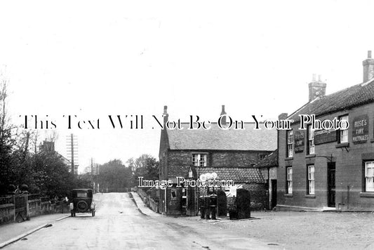 YO 3453 - Main Street, Hinderwell, Yorkshire c1929
